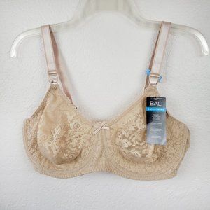 NWT Bali Smoothing Bra 40C Lace Underwired New Beige Nude Adjustable